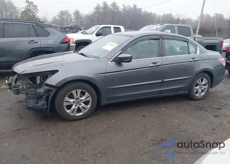 2011 Honda Accord Lxp z USA, uszkodzony, nr VIN 1HGCP2F40BA017734